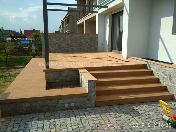 WPC terasa dle přání architekta